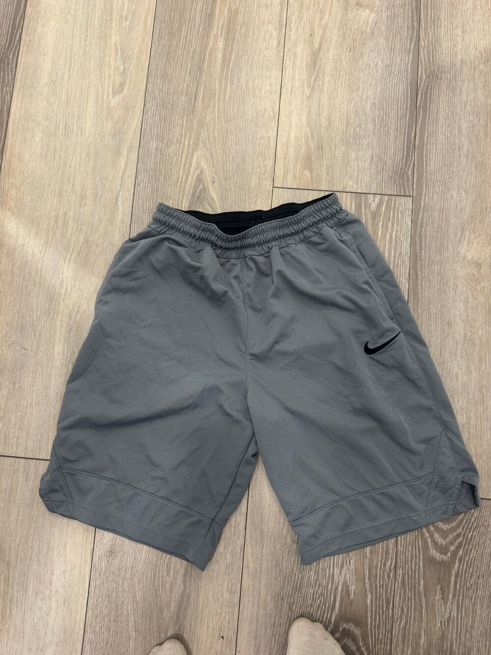 Nike grey Basketball Athletic shorts M
